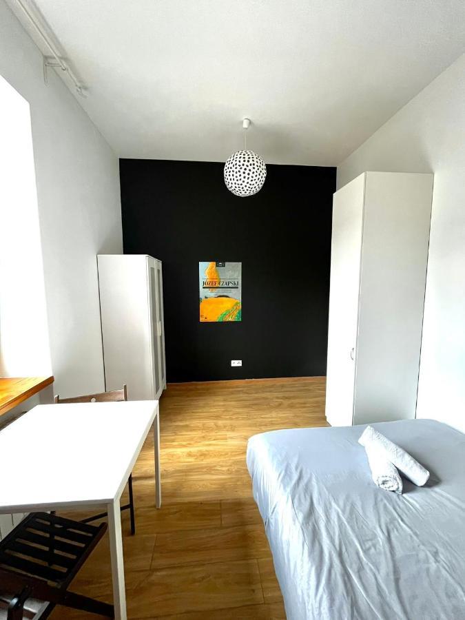 Bezagenta Rooms Centrum ワルシャワ エクステリア 写真