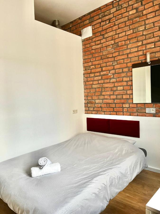 Bezagenta Rooms Centrum ワルシャワ エクステリア 写真