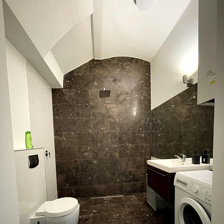 Bezagenta Rooms Centrum ワルシャワ エクステリア 写真
