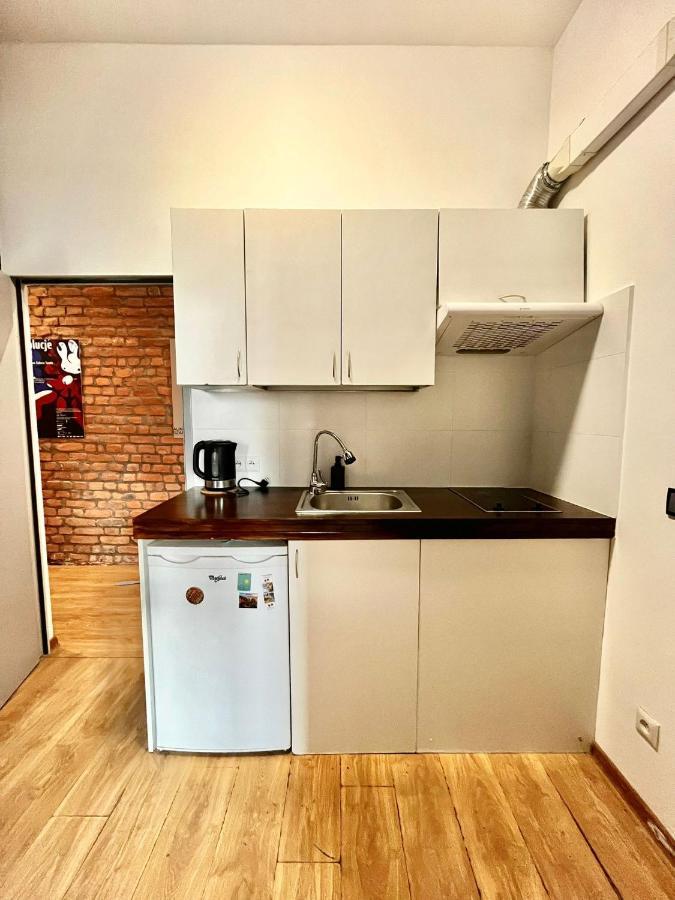 Bezagenta Rooms Centrum ワルシャワ エクステリア 写真